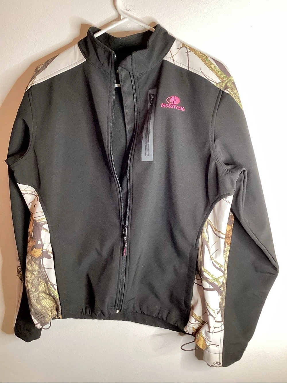 Mossy Oak Camo Jacket in Black & White